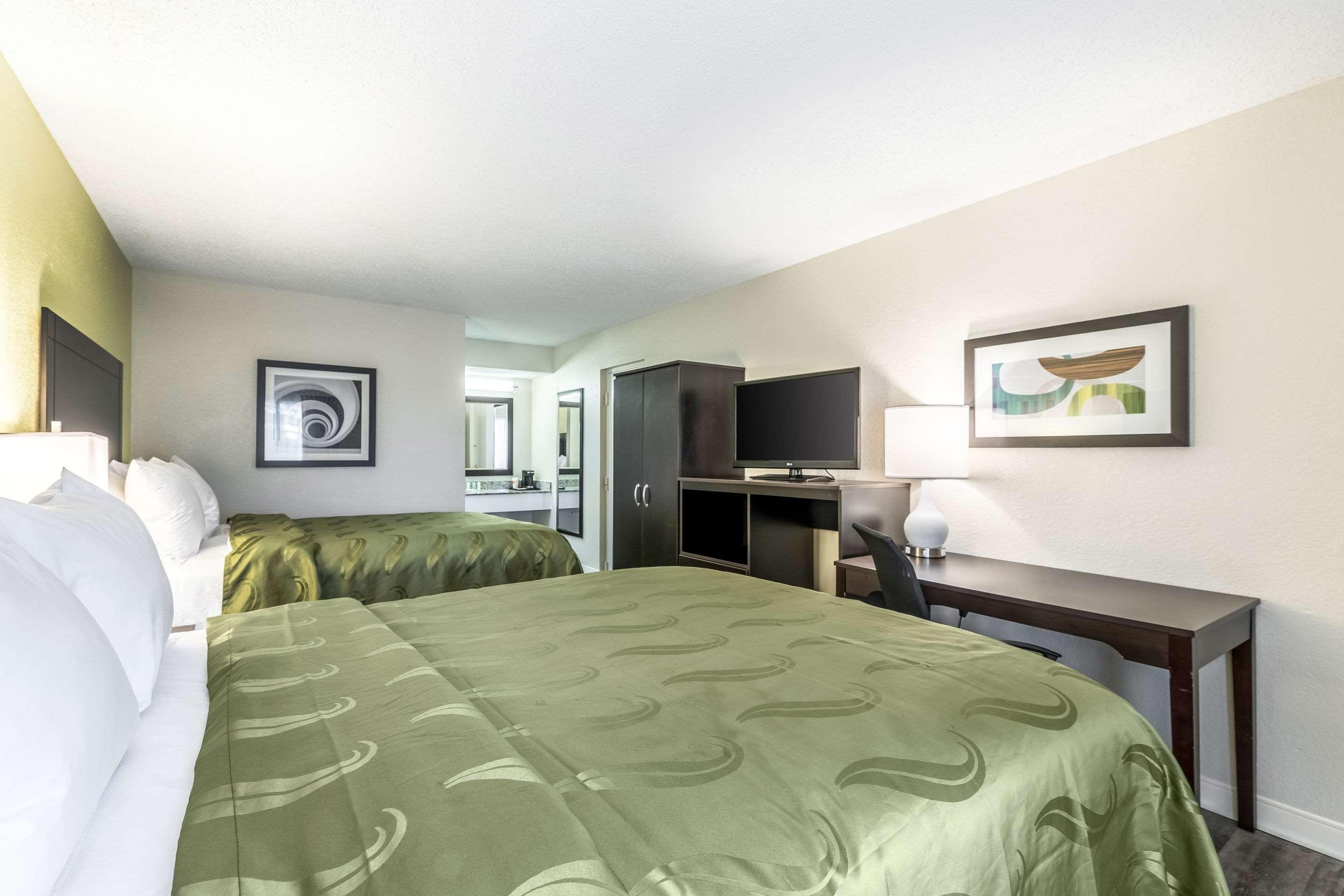 וסט פאלם ביץ' Quality Inn Palm Beach International Airport מראה חיצוני תמונה