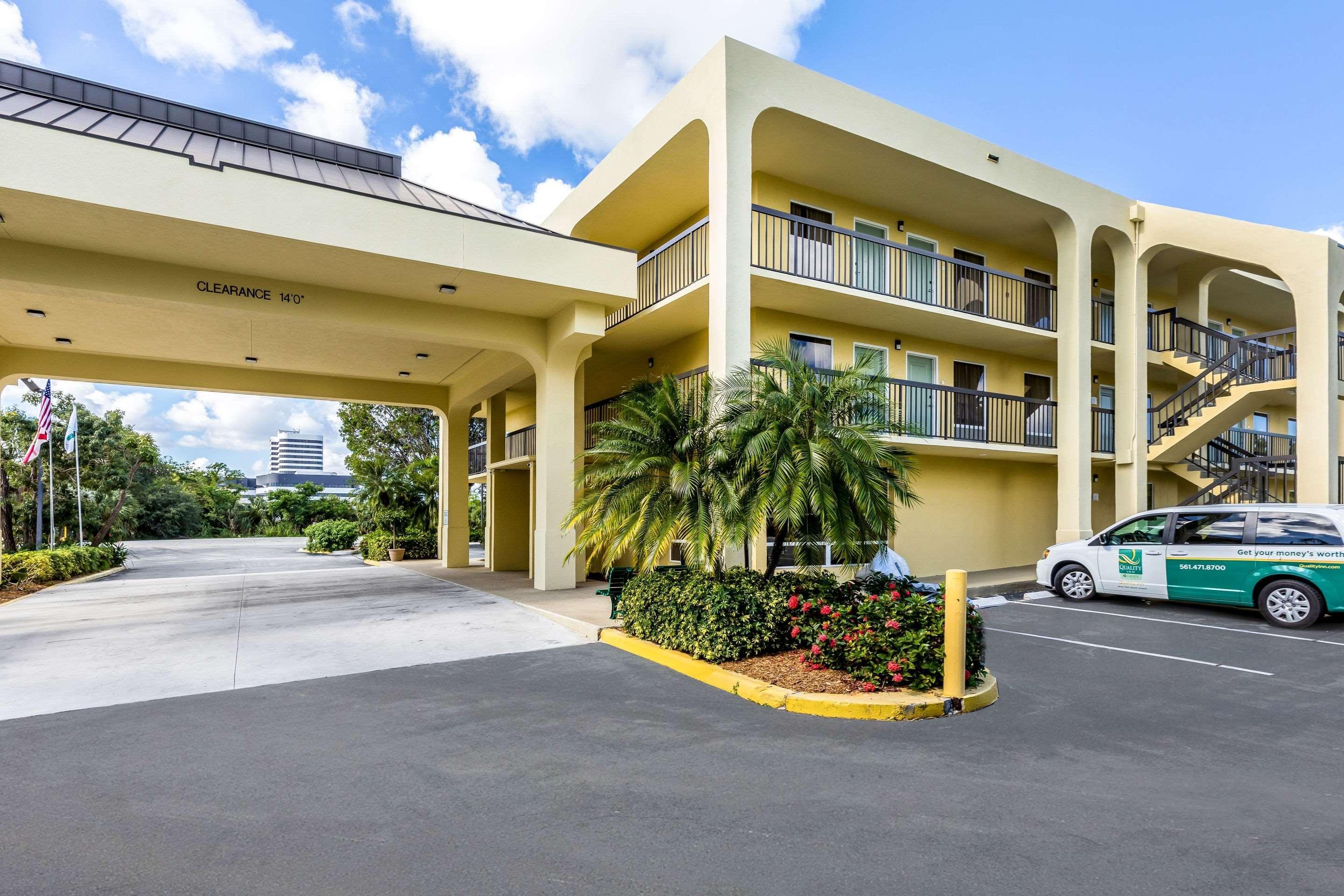 וסט פאלם ביץ' Quality Inn Palm Beach International Airport מראה חיצוני תמונה