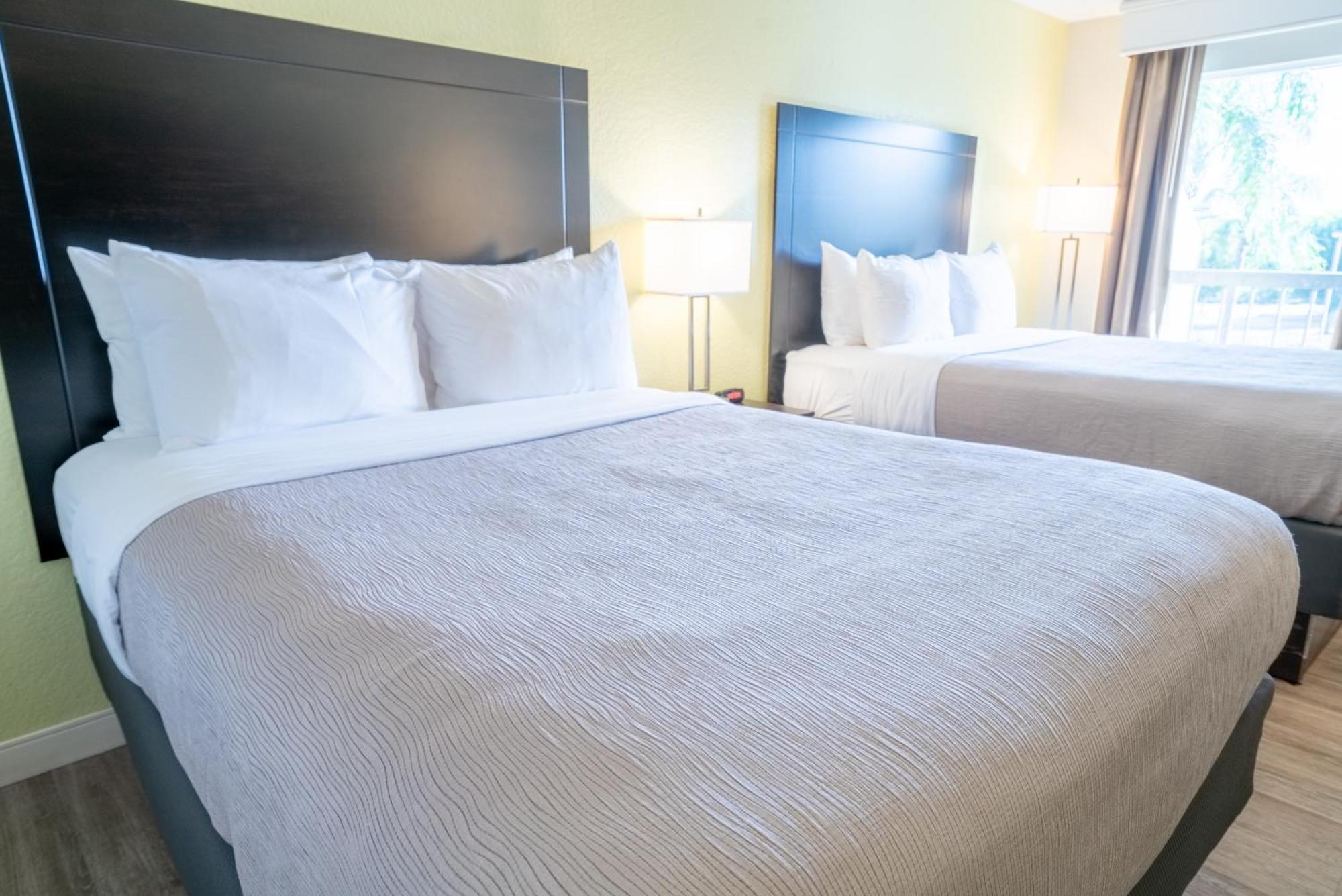 וסט פאלם ביץ' Quality Inn Palm Beach International Airport מראה חיצוני תמונה