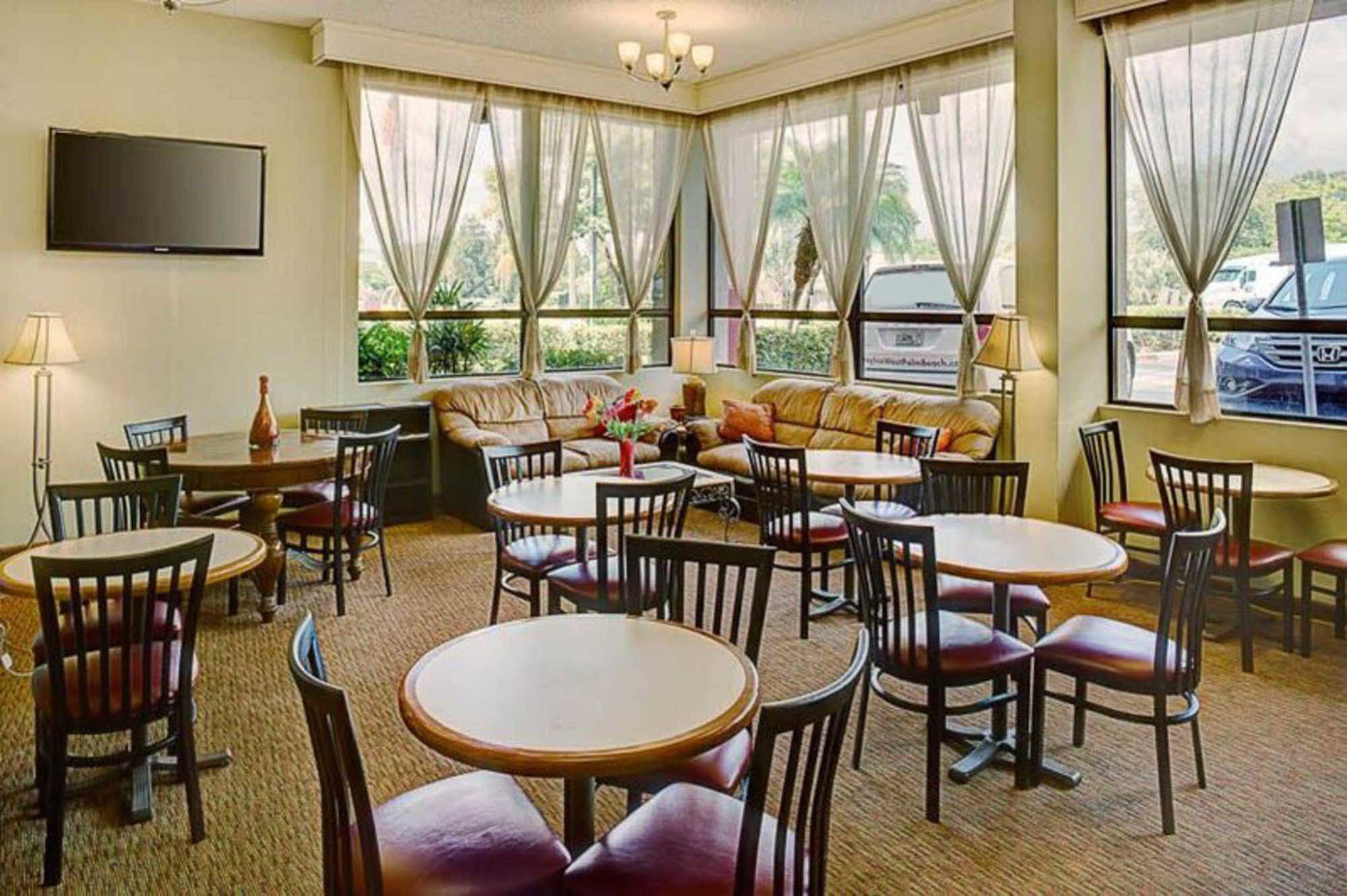 וסט פאלם ביץ' Quality Inn Palm Beach International Airport מראה חיצוני תמונה