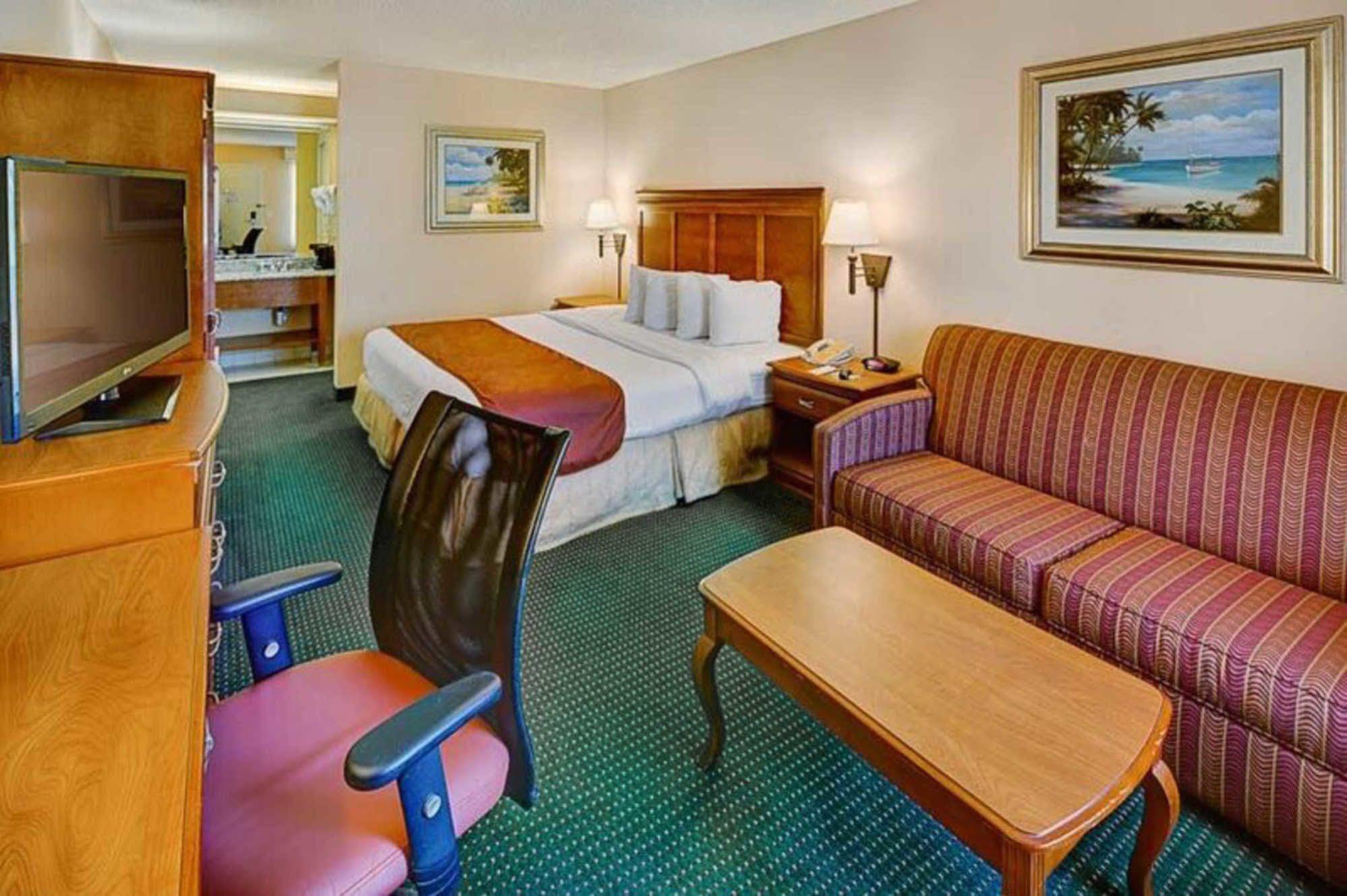 וסט פאלם ביץ' Quality Inn Palm Beach International Airport מראה חיצוני תמונה